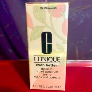 Clinique Even better foundation NWT